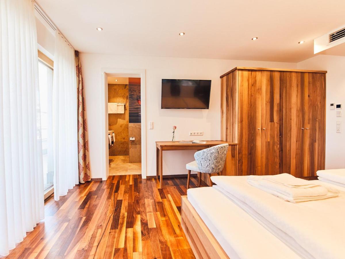 Hotel Hornstein - Weingut, Vinothek & Gastronomie Нонненхорн Экстерьер фото